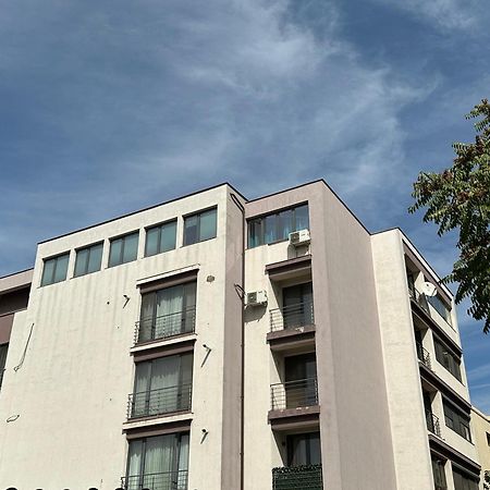 Centru Unirii Luxury Vip Apartament 2 Camere 98 Mp ! Parcare Subterana Privata Incalzita Iarna Si Climatizata Vara Doar Cu Rezervare In Limita Locurilor Disponibile ! Proprietate In Regim Hoteliep - Nu Are Bucatarie ! Букурещ Екстериор снимка