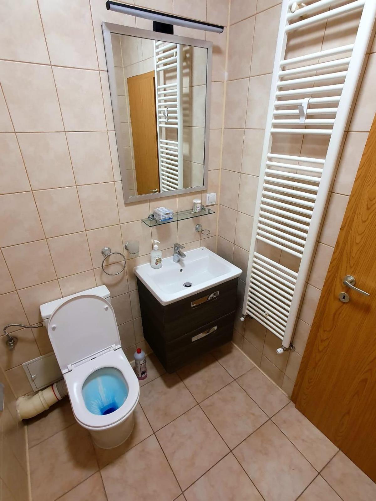 Centru Unirii Luxury Vip Apartament 2 Camere 98 Mp ! Parcare Subterana Privata Incalzita Iarna Si Climatizata Vara Doar Cu Rezervare In Limita Locurilor Disponibile ! Proprietate In Regim Hoteliep - Nu Are Bucatarie ! Букурещ Екстериор снимка
